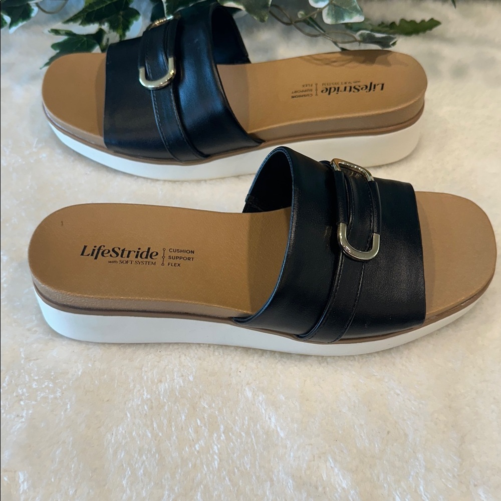 Lifestride sandals